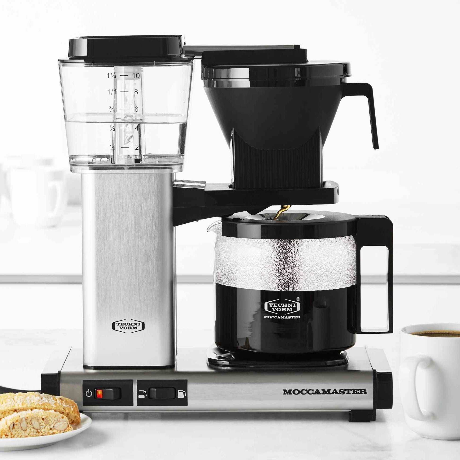 Technivorm Moccamaster KBGV Select 10-cup coffee maker with brew-volume selector and glass carafe