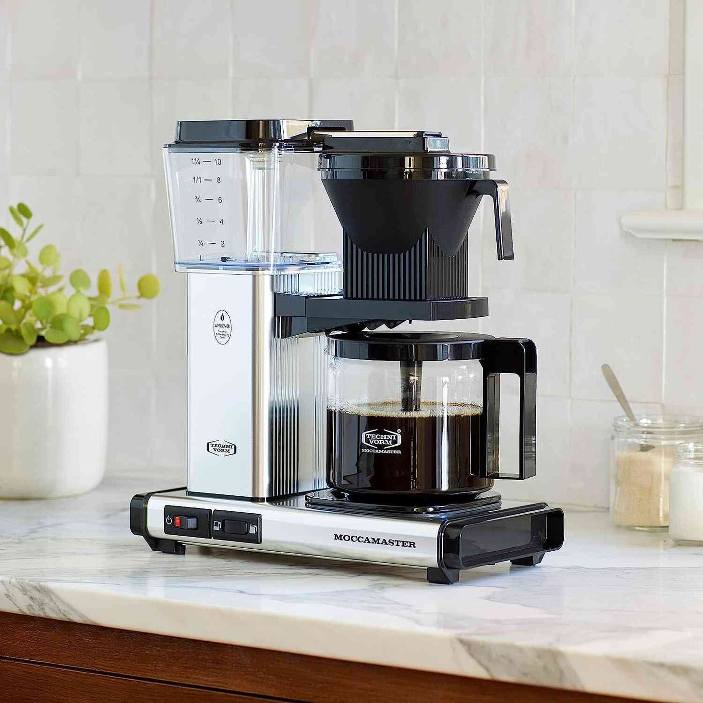 Technivorm Moccamaster KBGV Select coffee maker with 10-cup glass carafe and brew-volume selector switch