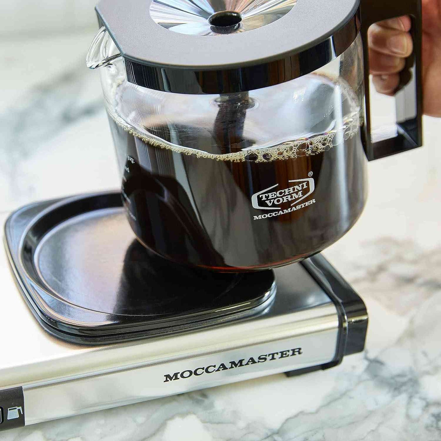 Technivorm Moccamaster KBGV Select 10-cup coffee maker with brew-volume selector and glass carafe