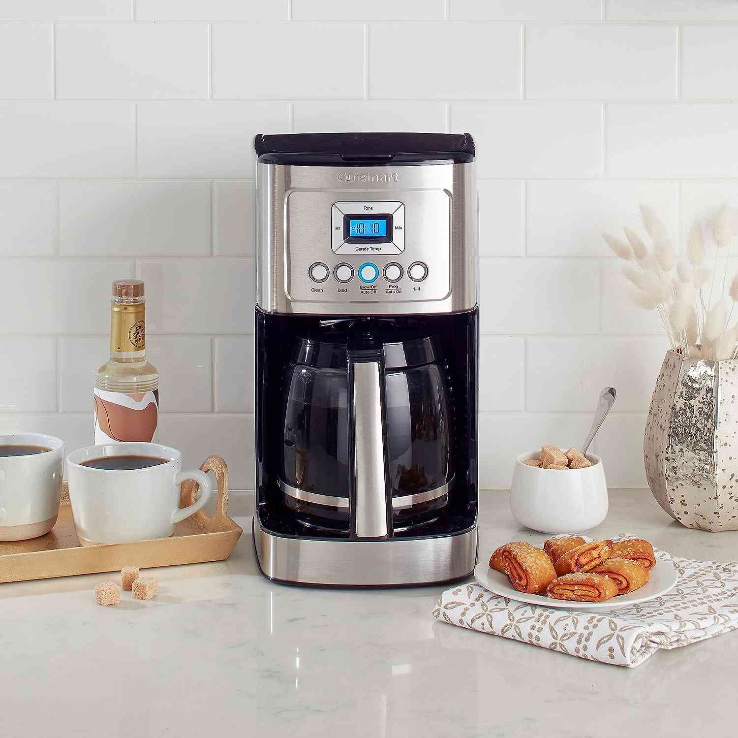 Cuisinart Perfectemp OXO Brew Conical Burr Coffee Grinder with 14-cup glass carafe and brew strength control